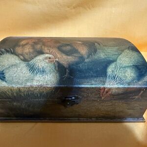 Vintage Decorative Chicken-Themed  trinket Storage Box